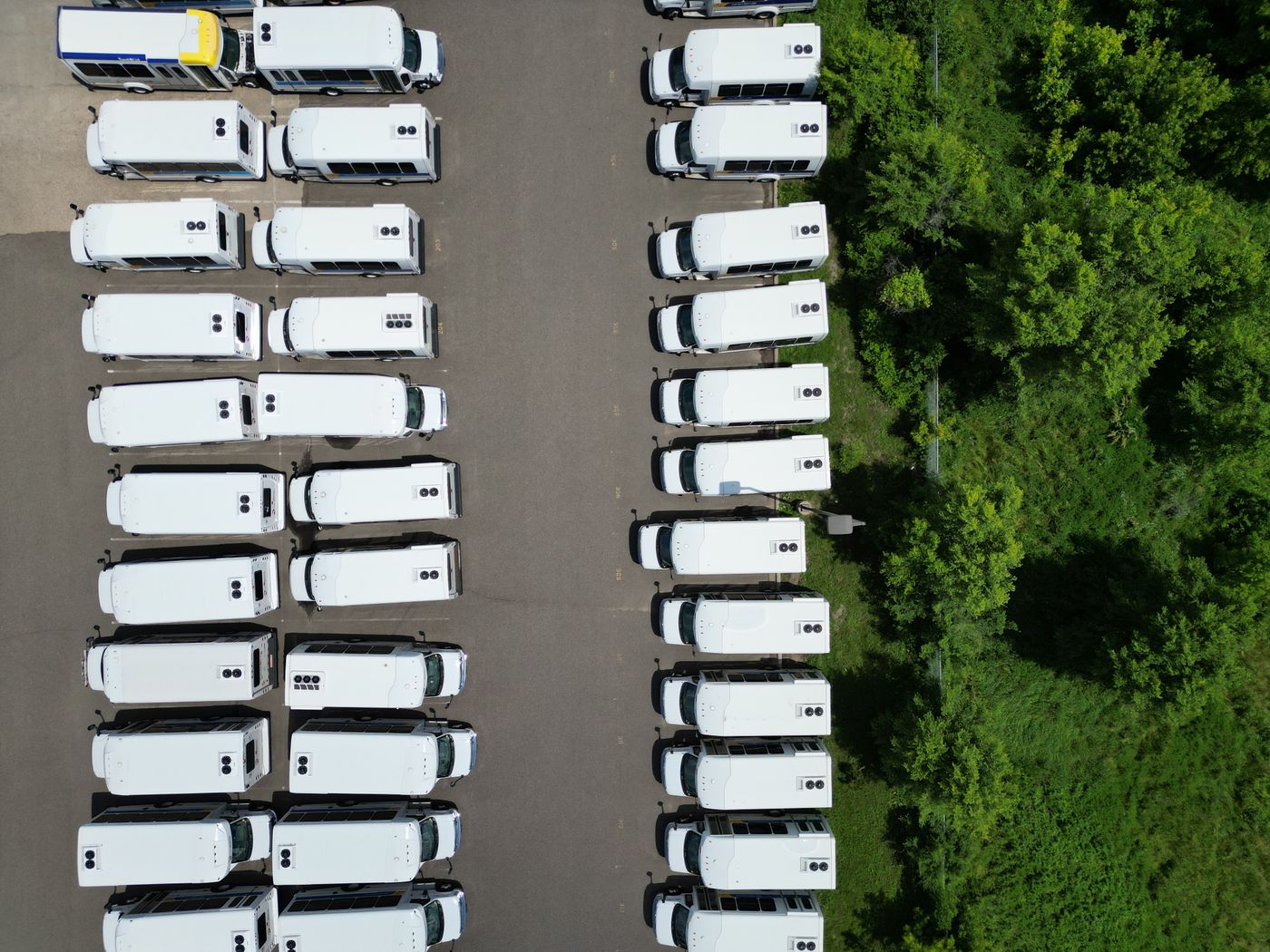 Coordinating a Multi-City Corporate Roadshow Without the Chaos