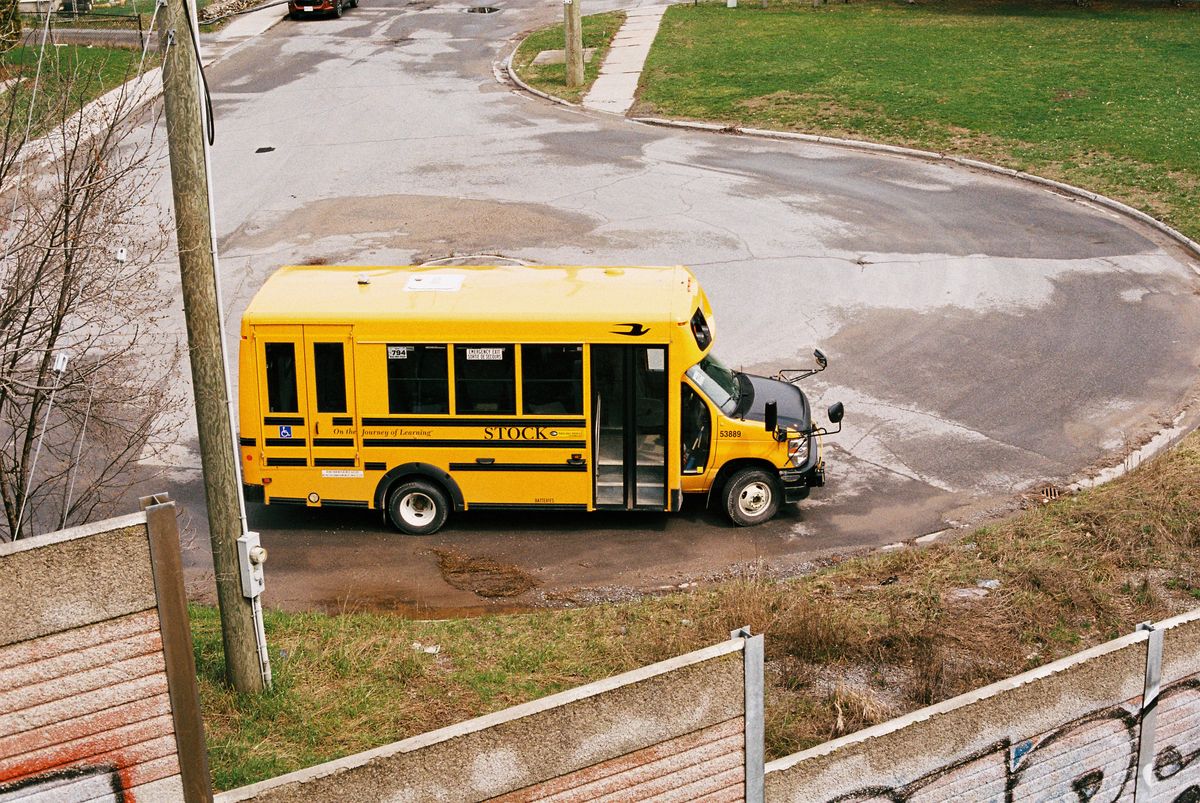 The Complete Guide to ADA-Compliant Charter Bus Transportation